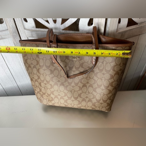 COACH CITY TOTE BROWN MONOGRAM LOGO WITH TAN INTERIOR REVERSIBLE - Picture 8 of 9